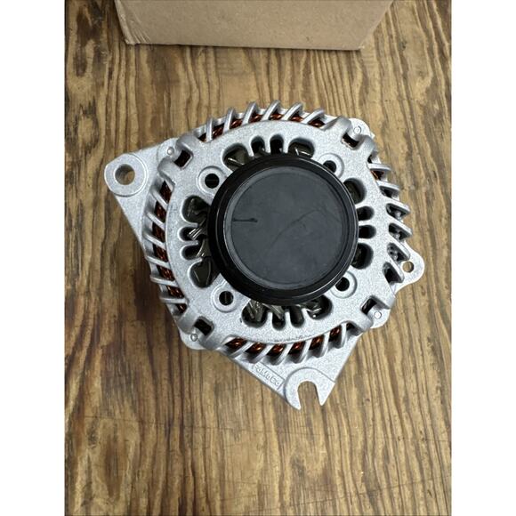 Genuine Motorcraft Alternator GL-8948 - Picture 3 of 5